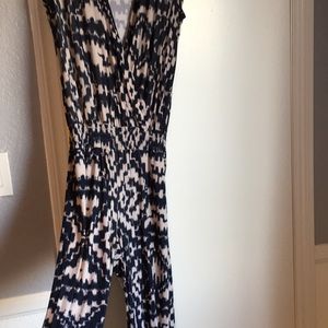 INC- Cutest Jumpsuit! LG